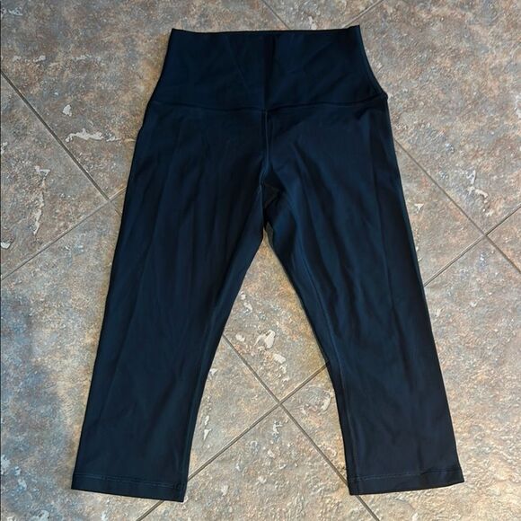 CRZ YOGA Black High-Waisted Leggings - Picture 1 of 4